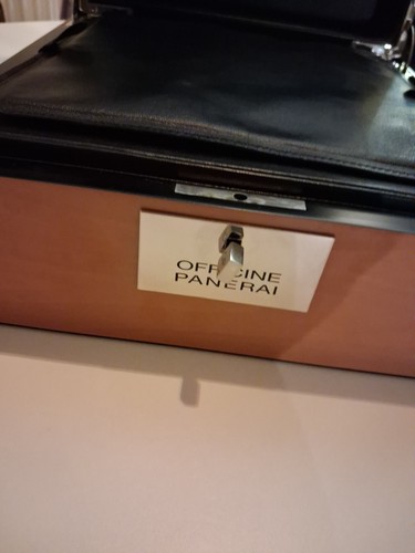 Original officine panerai box - officine,